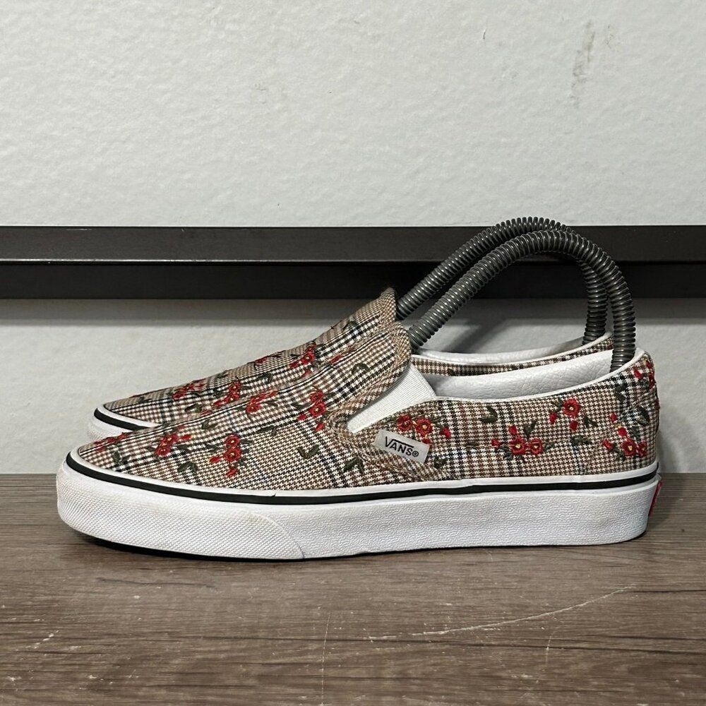 Vans Classic Slip-On Women’s Shoes Size 6 Beige